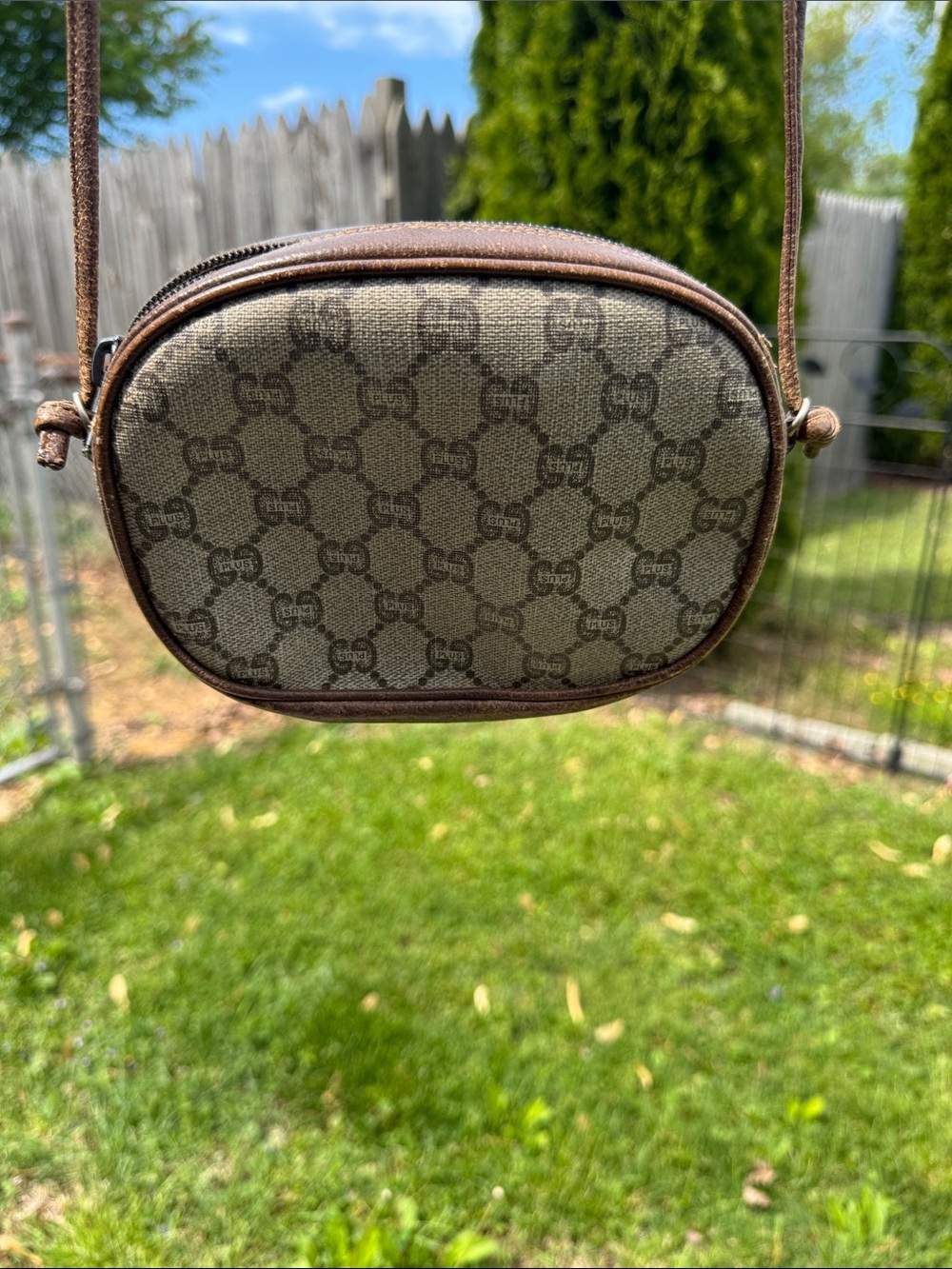 Gucci Plus GG Monogram Shoulder Bag. - Picture 2 of 13